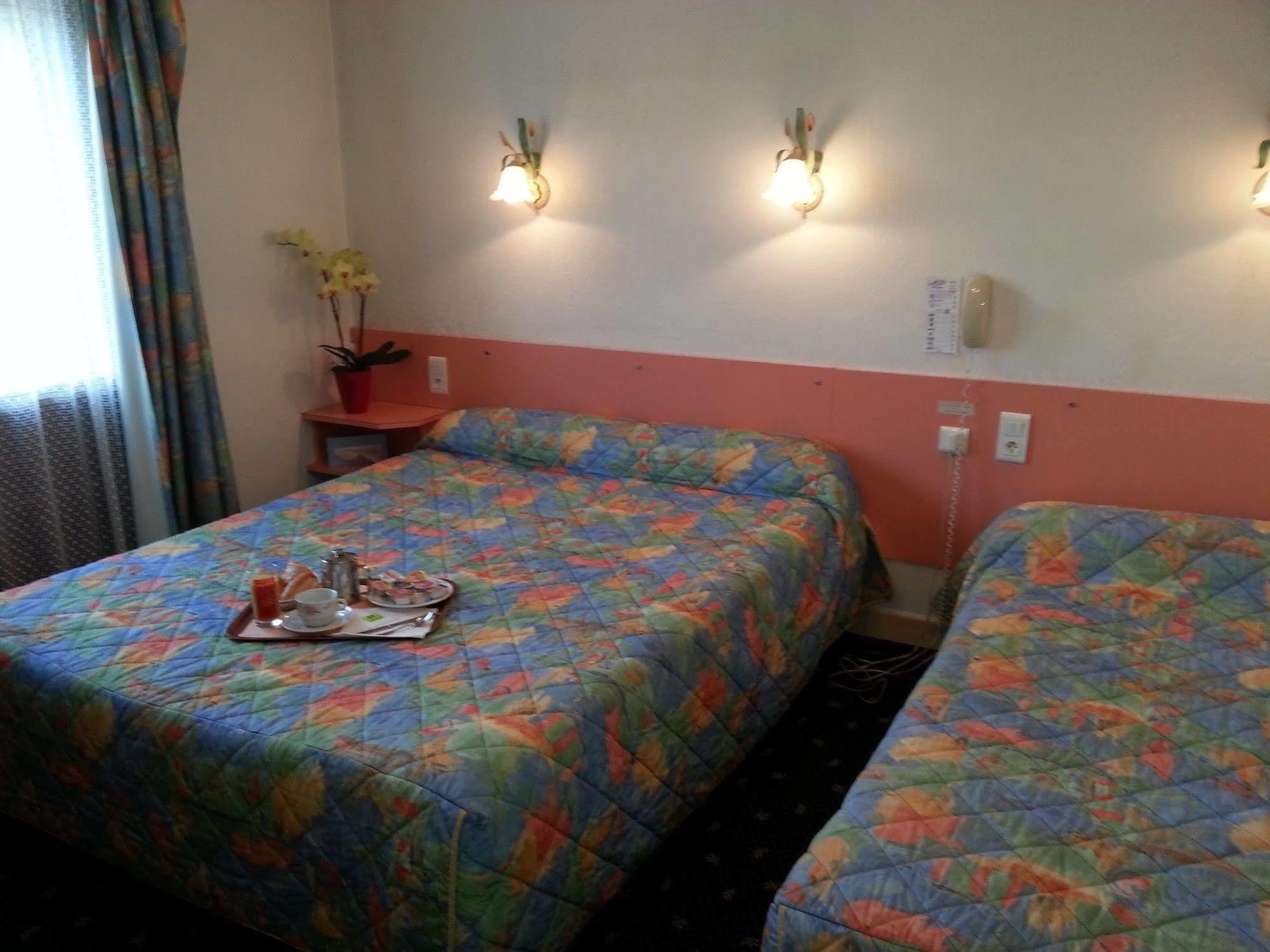 Hotel & Restaurant Azur La Freissinouse Luaran gambar