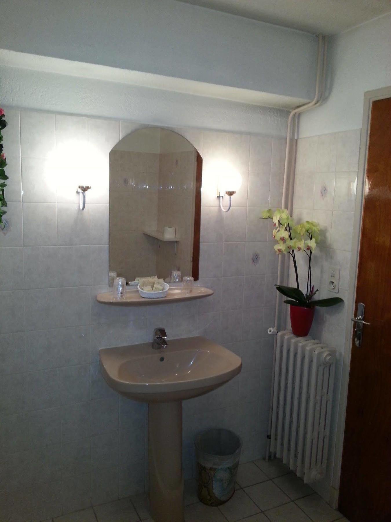 Hotel & Restaurant Azur La Freissinouse Luaran gambar